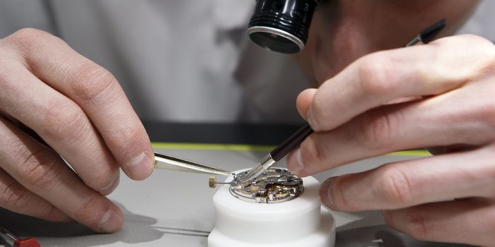 thay pin đồng hồ tissot