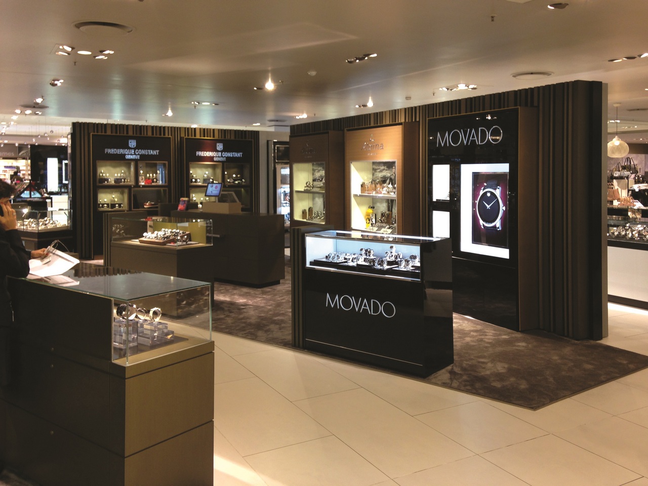 cửa hàng đồng hồ Movado 