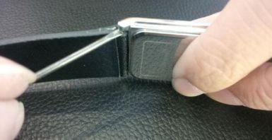 thay dây da cho đồng hồ kim loại