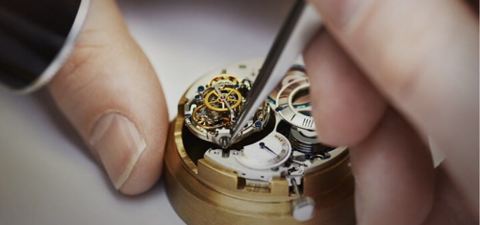 Thay pin đồng hồ Skagen chính hãng