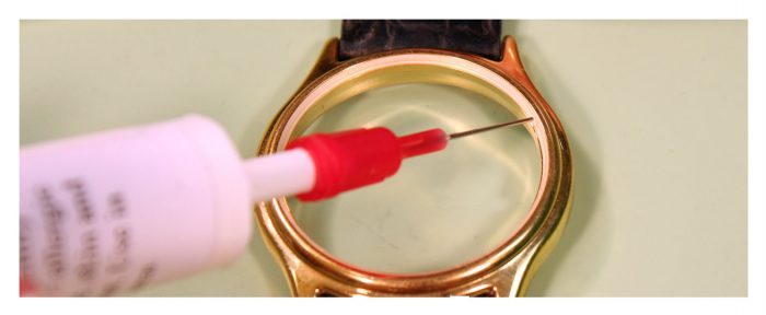 Thay mặt kính đồng hồ Rolex chính hãng