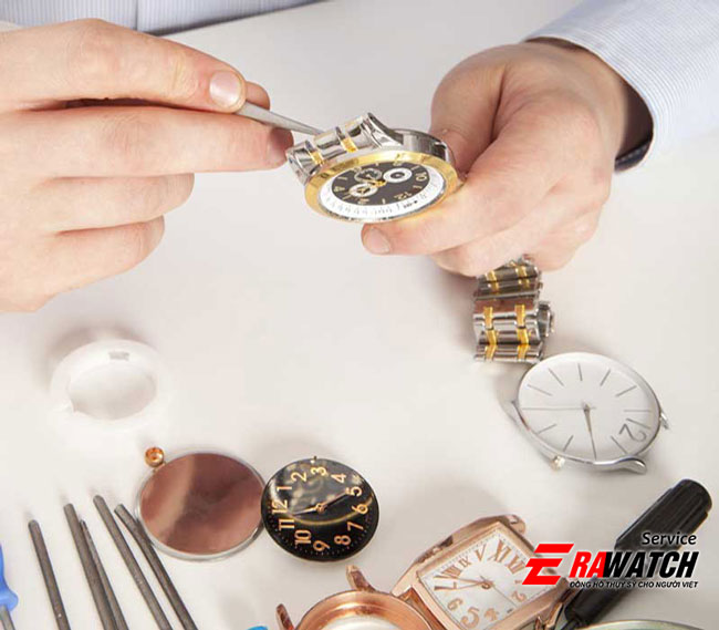 dich-vu-lau-dau-dong-ho-co