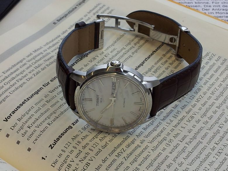 thay day tissot 2