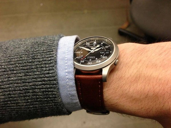 đồng hồ fossil dây da chính hãng