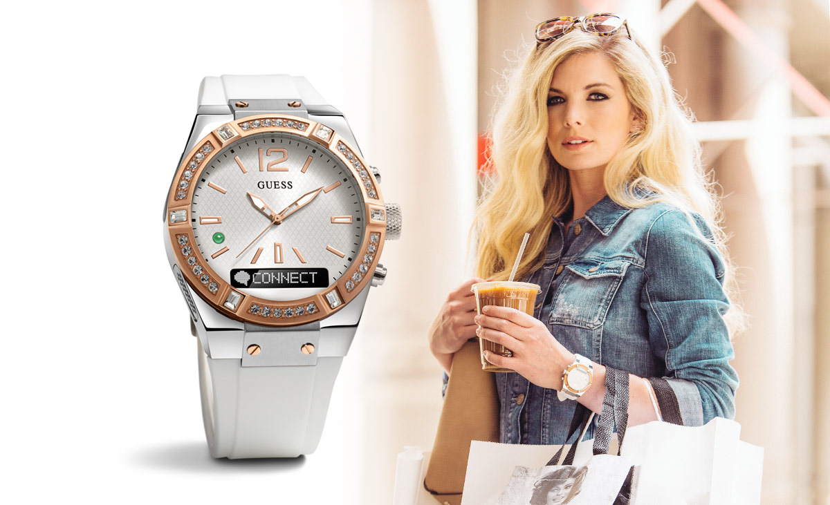 Модель watch. Часы guess Ladies Jewelry bauble. Смарт часы guess женские. Часы Гуес на девушке. Часы guess реклама.