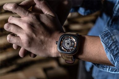 đồng hồ Sevenfriday