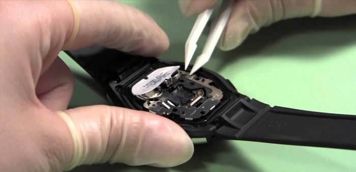 thay pin đồng hồ Swatch