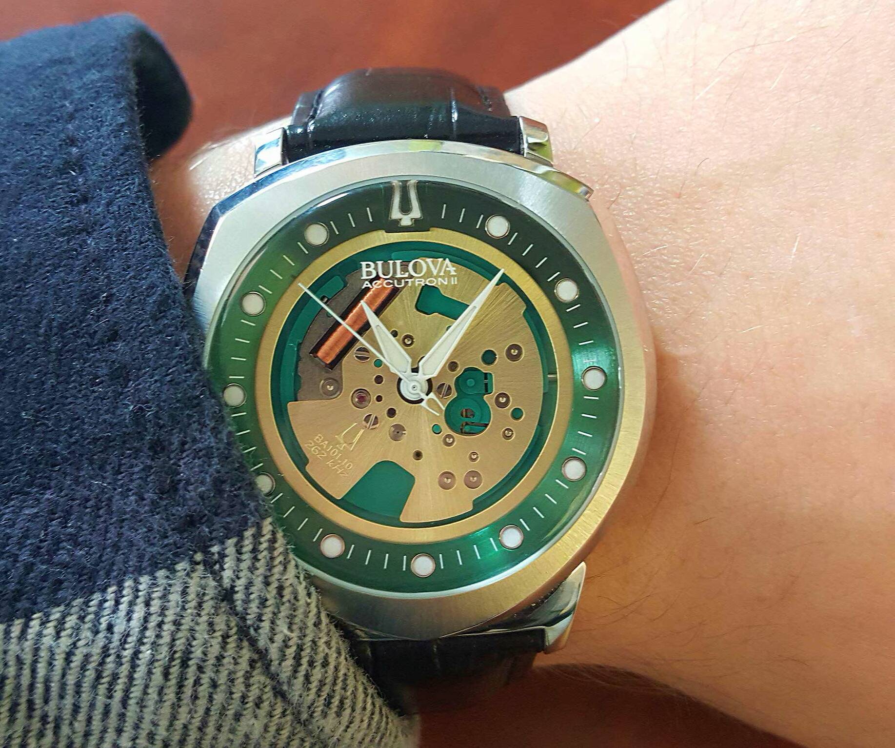 đồng hồ Bulova Accutron có nhiều hình dáng khác nhau