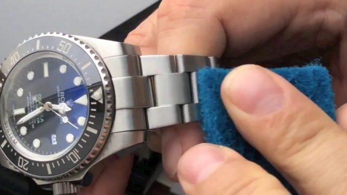 danh bong vo dong ho