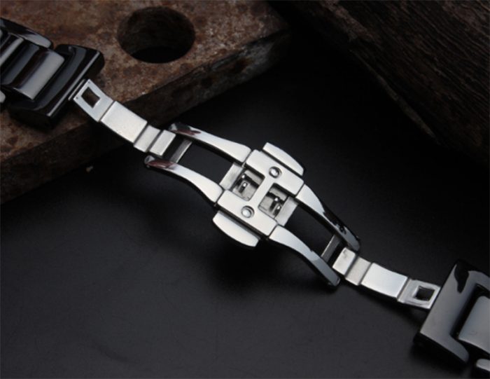 thay day dong ho bang da