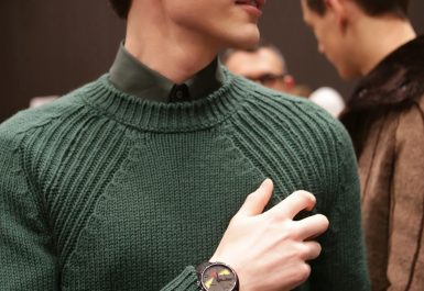 Đồng hồ dây da nam đẹp Fendi