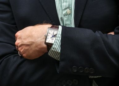 đồng hồ nam mặt vuông đẹp