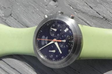 thay day dong ho silicon