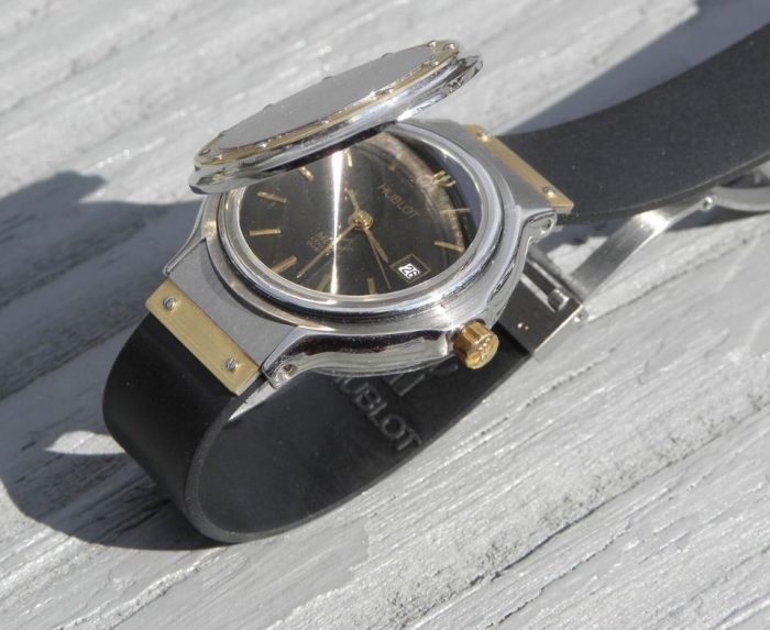 thay day dong ho silicon