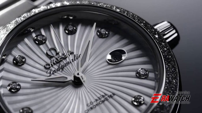 trung-tam-dong-ho-omega-Dellive