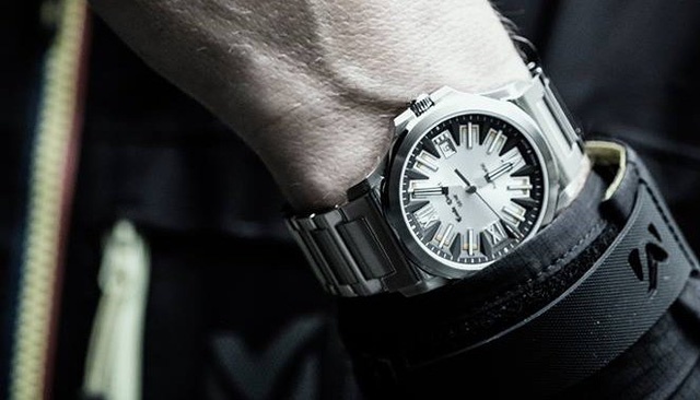 Đồng hồ nam chính hãng cao cấp Emile Chouriet tại Erawatch