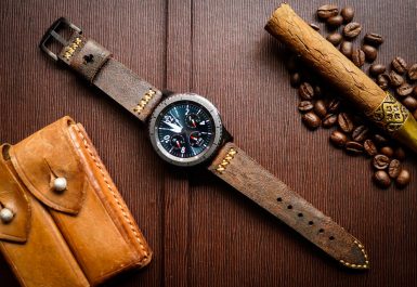 Dây da đồng hồ chính hãng bao lâu cần tiến hành thay thế
