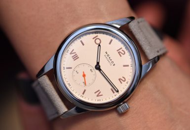 đồng hồ Nomos
