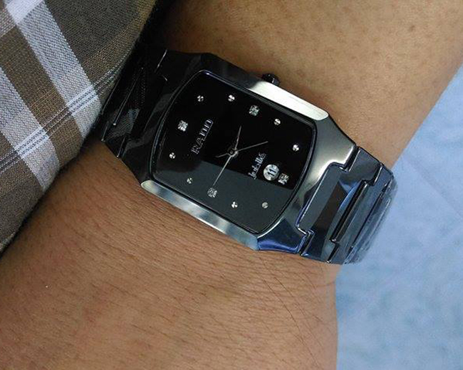 Thay dây da đồng hồ Rado địa chỉ nào tại Hà Nội