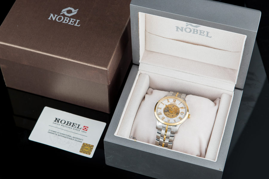 Đồng hồ cơ Nobel