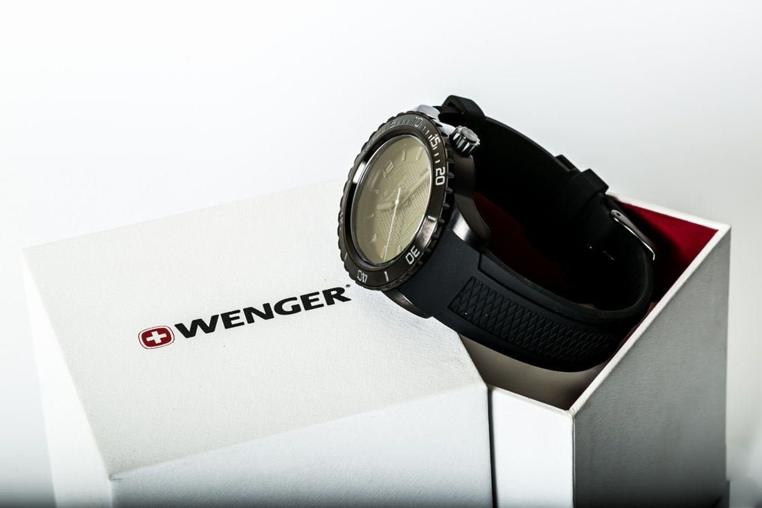 đồng hồ Wenger Roadster Black Night