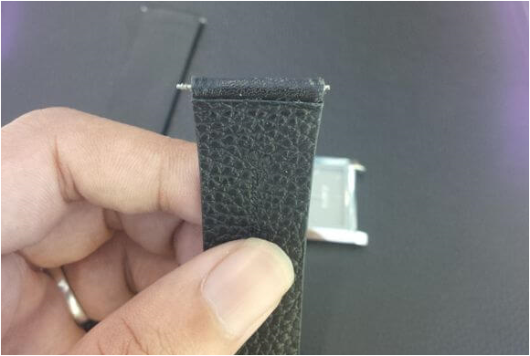 Thay dây đồng hồ các bước đơn giản