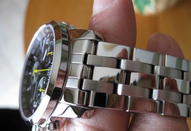 Đồng hồ như mới sau khi được đánh bóng