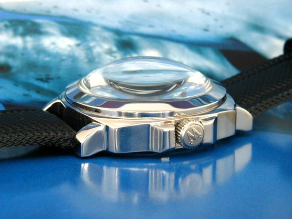 Đánh bóng mặt kính đồng hồ - thay lớp áo mới cho chiếc đồng hồ