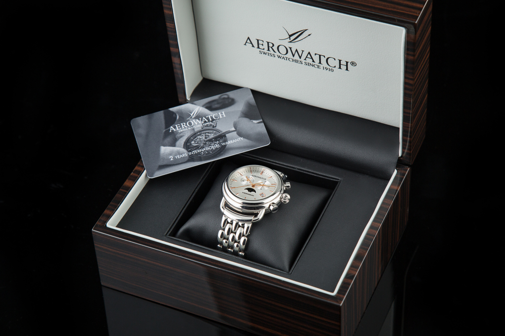 đồng hồ aerowatch