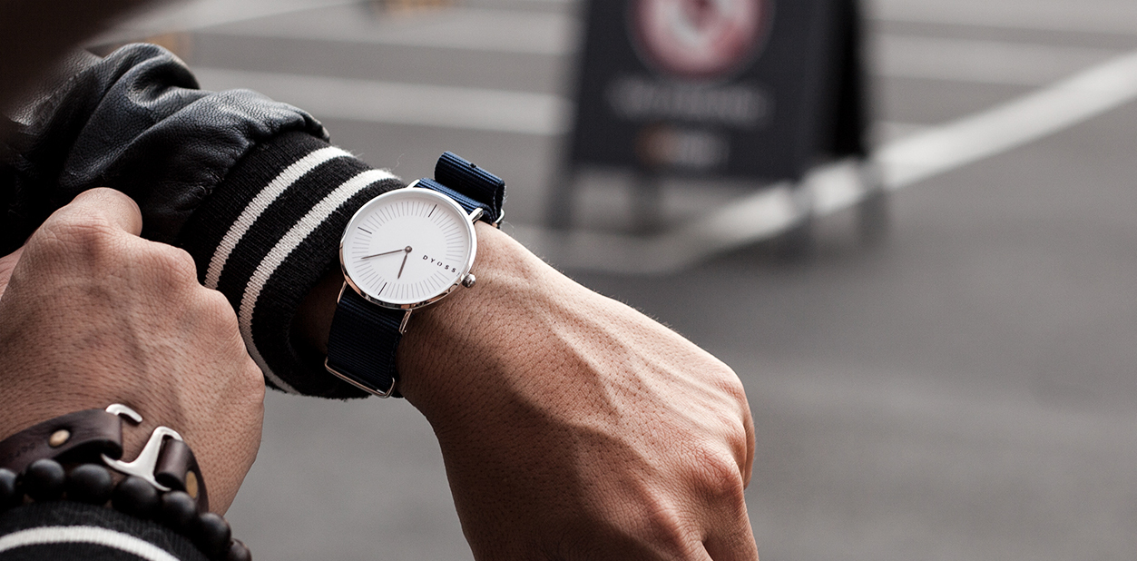 đồng hồ bị vào nước