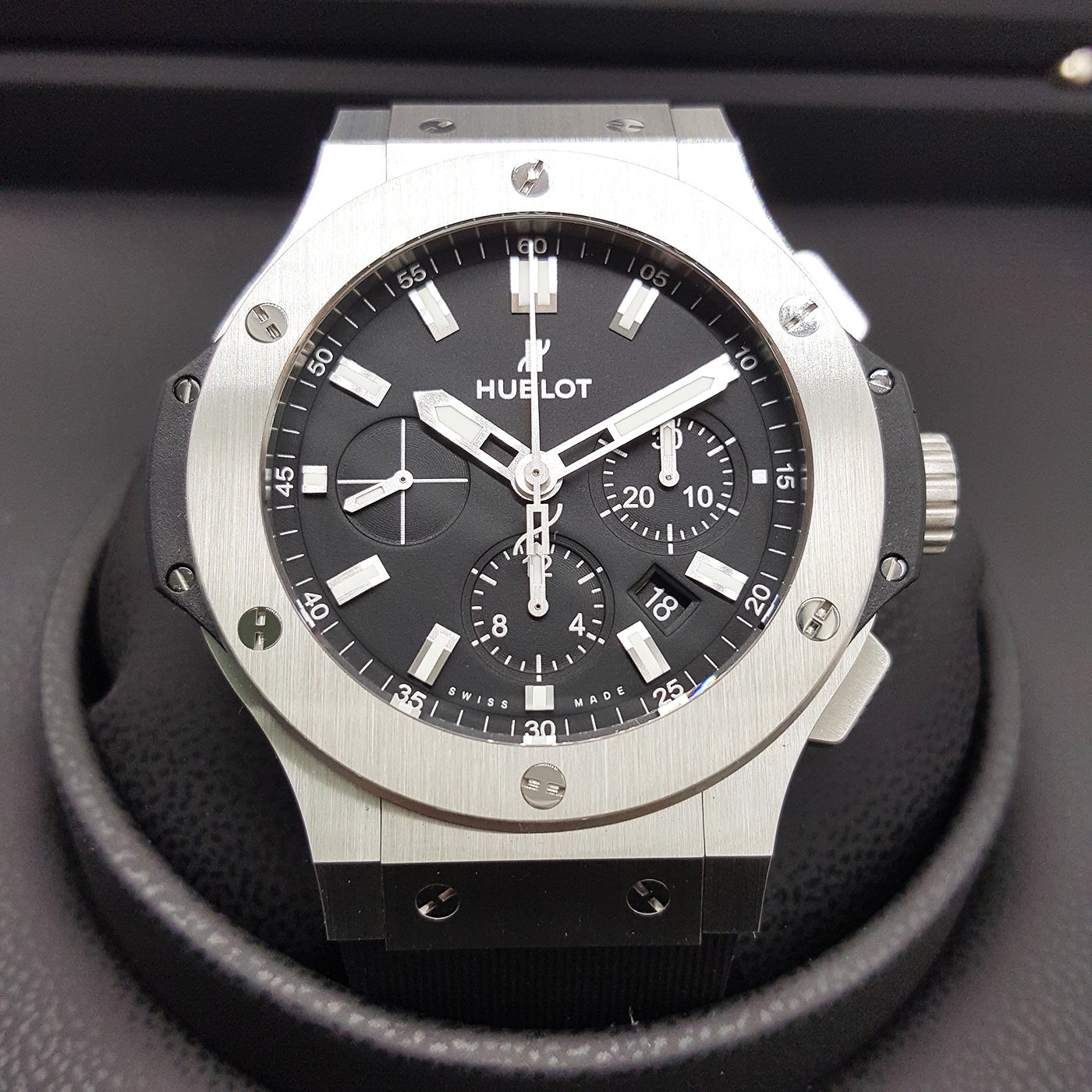 Thu mua đồng hồ cũ Hublot chính hãng