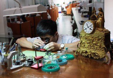 Sửa đồng hồ treo tường cổ