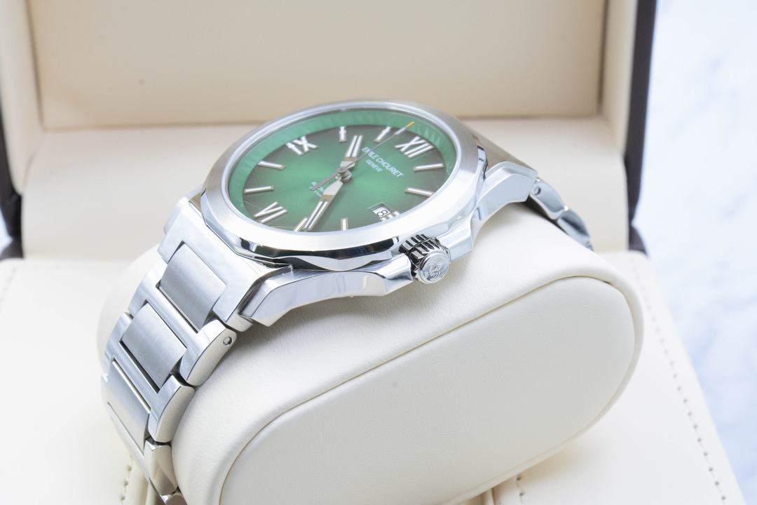 thay dây đồng hồ kim loại