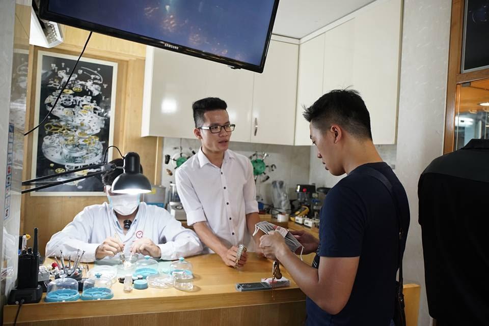 Thẩm định giá đồng hồ