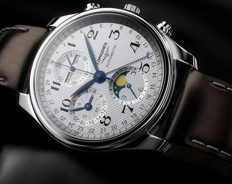 longines mặt moonphase