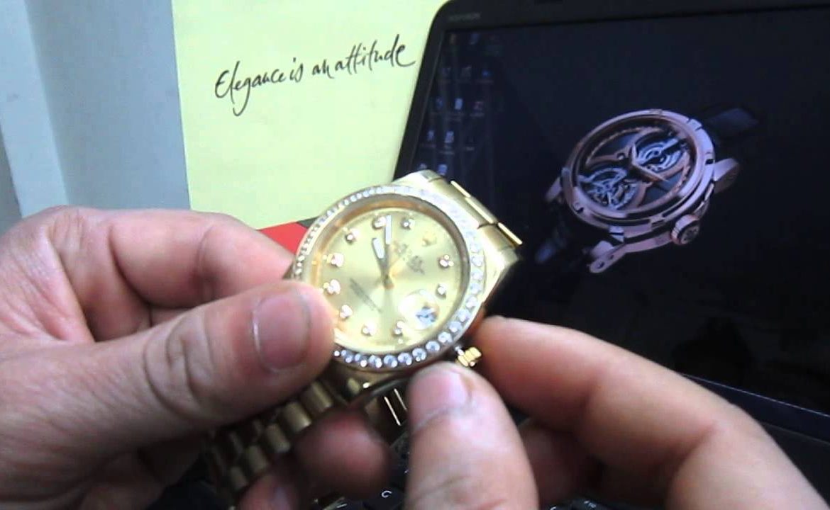 Cach-chinh-ngay-gio-dong-ho-deo-tay