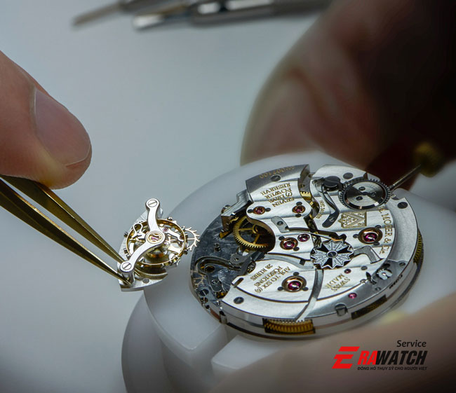 sua-chua-dong-ho-deo-tay-uy-tin