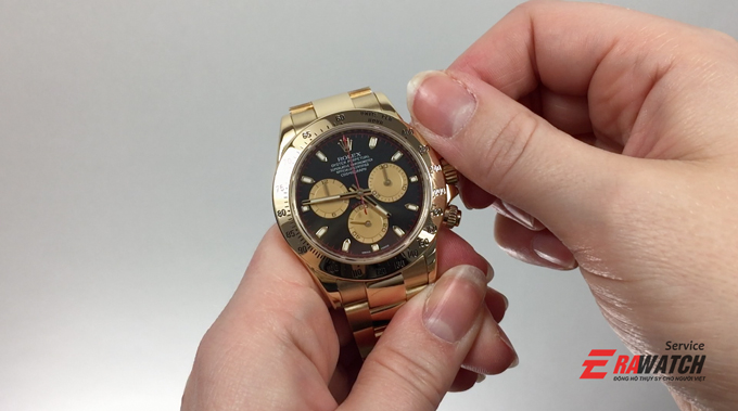 sua-chua-dong-ho-rolex