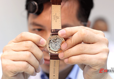 sua-chua-dong-ho-rolex
