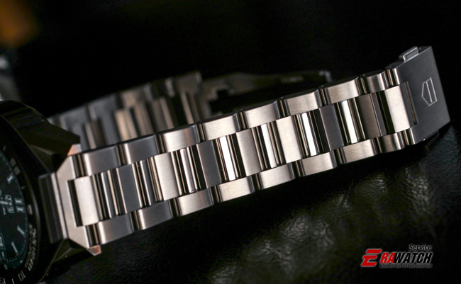 thay-dan-kim-loai-TAG-Heuer