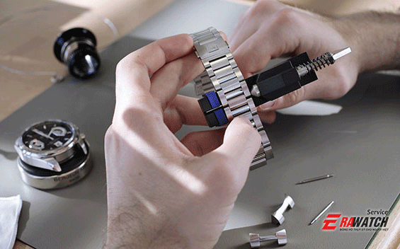 trung-tam-sua-chua-dong-ho-Tag-Heuer