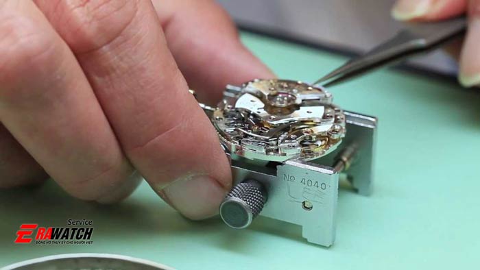 lau-dau-dong-ho-co-automatic