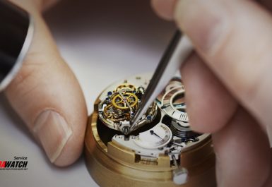 lau-dau-bao-duong-dong-ho-rolex