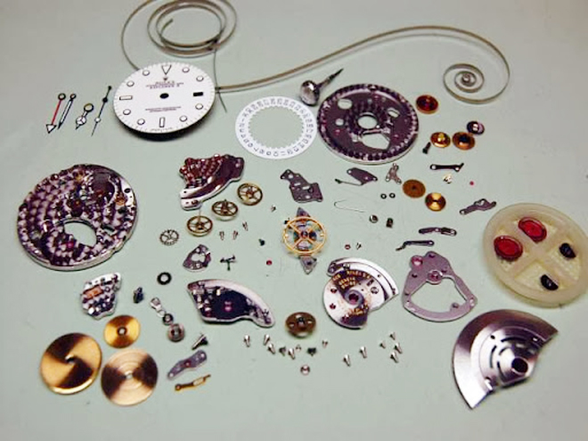 Lau dầu đồng hồ