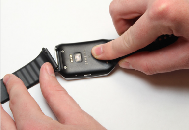 Thay pin đồng hồ thông minh ở đâu Hà Nội?