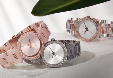 Thay dây đồng hồ Michael Kors