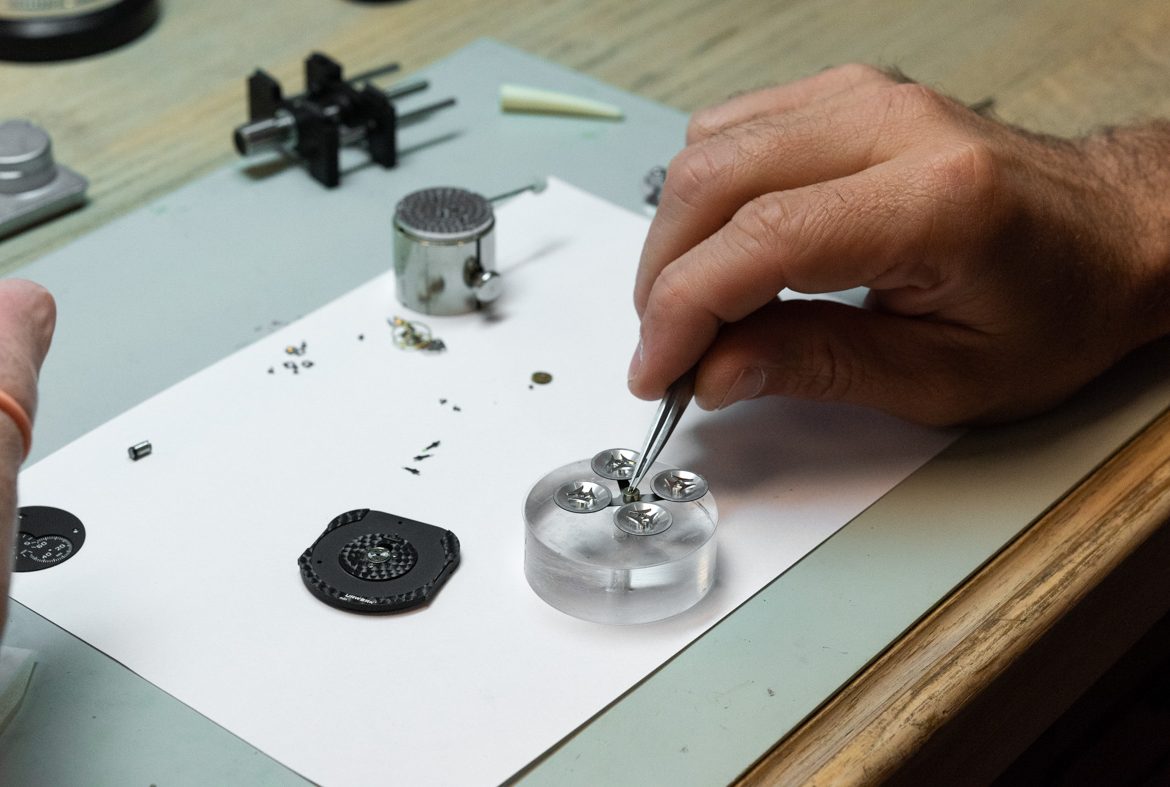 sửa chữa đồng hồ uy tín