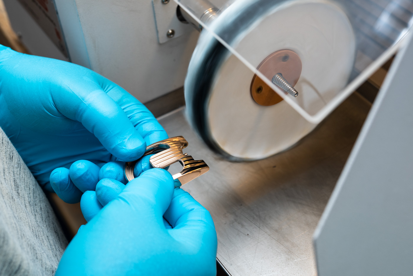 sửa chữa đồng hồ uy tín