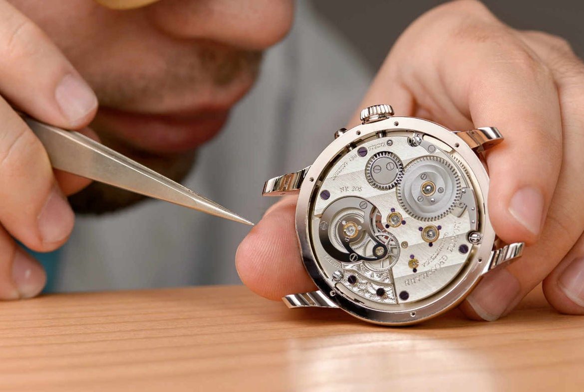 địa chỉ thay pin đồng hồ Casio uy tín tại Hà Nội và HCM