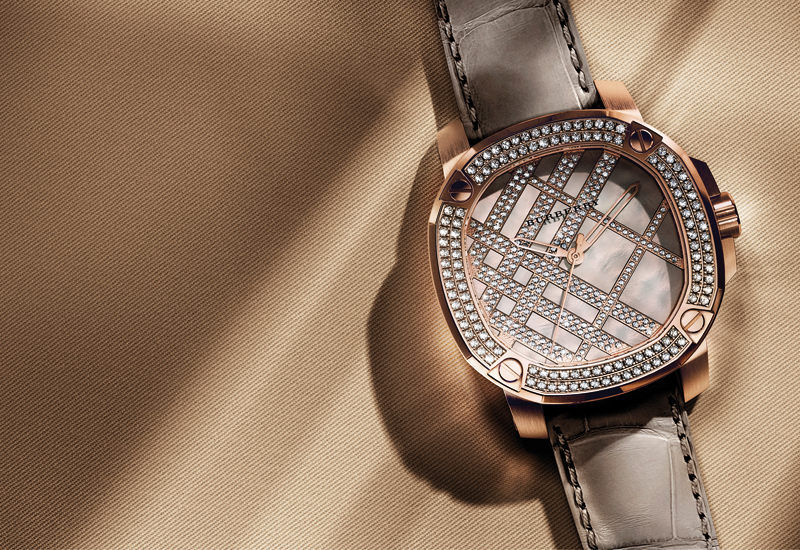 Thay dây đồng hồ Burberry đẹp chất lượng